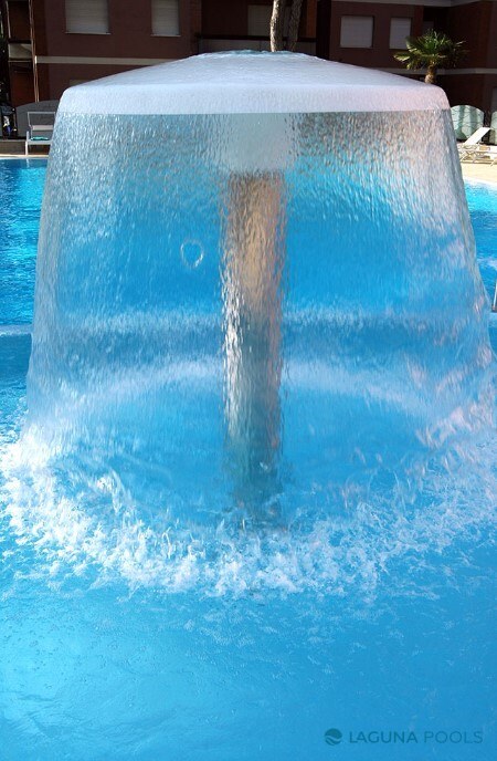 Водопад Гриб — вид сбоку